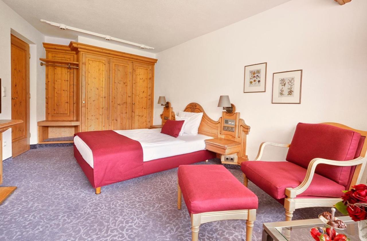 Hotel Traube Tonbach Baiersbronn Exterior foto