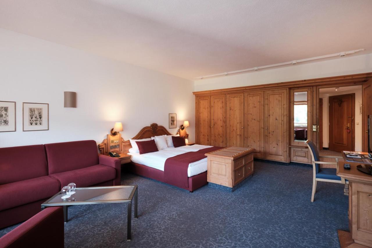 Hotel Traube Tonbach Baiersbronn Exterior foto